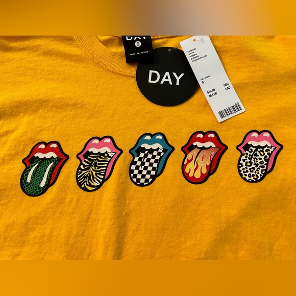 DAYDREAMER Rolling Stones Tongues Tee Crop Long Sleeved Gold Yellow Size… - Picture 5 of 7
